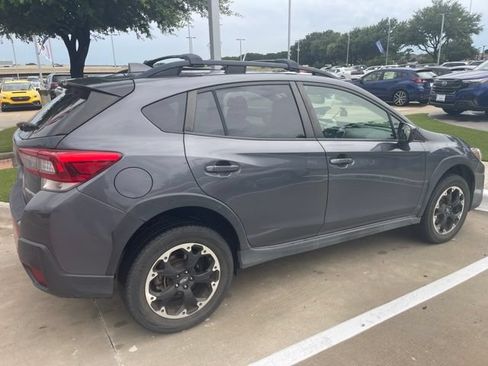 Used 2021 Subaru Crosstrek 2.0i Premium AWD/4WD image 3