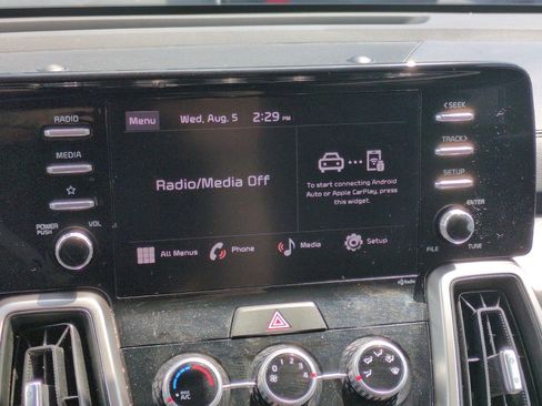 Certified 2023 Kia Sorento LX FWD image 18