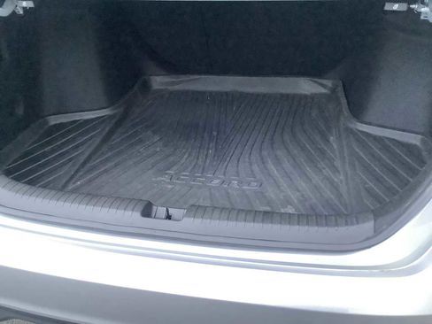 Used 2025 Honda Accord SE image 14