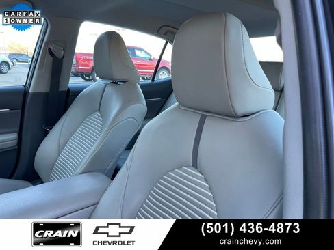 Used 2023 Toyota Camry SE image 23