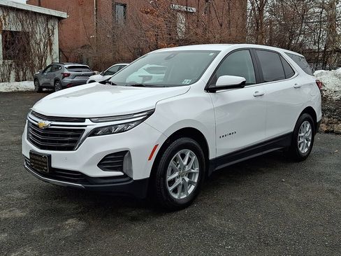 Used 2024 Chevrolet Equinox LT image 4