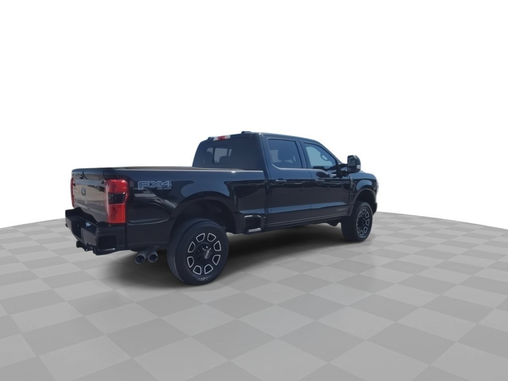 Used 2023 Ford F250 Lariat w/ Black Appearance Package AWD/4WD image 8