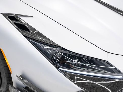 Used 2023 Ferrari F8 Tributo RWD image 19