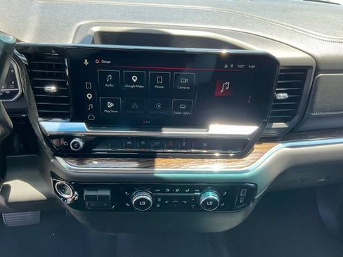 Certified 2025 GMC Sierra 1500 Elevation AWD/4WD image 13