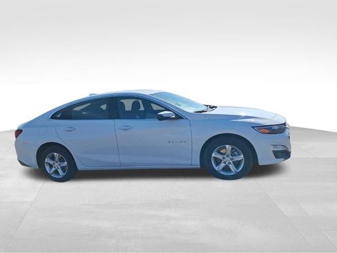 Certified 2024 Chevrolet Malibu LT image 8