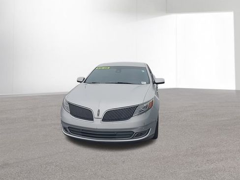 Used 2015 Lincoln MKS FWD image 3