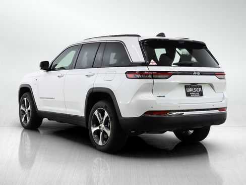 Used 2023 Jeep Grand Cherokee 4WD 4xe w/ Luxury Tech Group II image 3