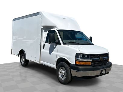 New 2025 Chevrolet Express 3500 w/ Power Convenience Package