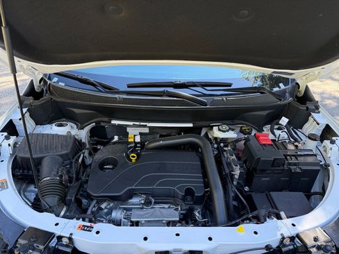 Used 2025 Chevrolet Equinox LT image 25