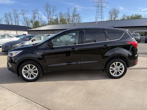 Used 2019 Ford Escape SE AWD/4WD image 5