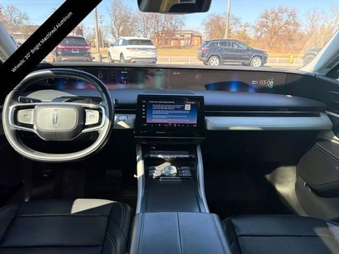 Certified 2024 Lincoln Nautilus Premier w/ Equipment Group 102A image 17