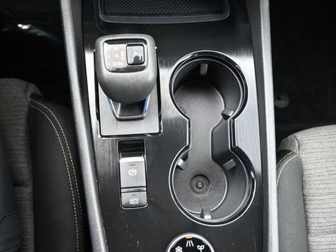 Used 2023 Nissan Rogue SV AWD/4WD image 15