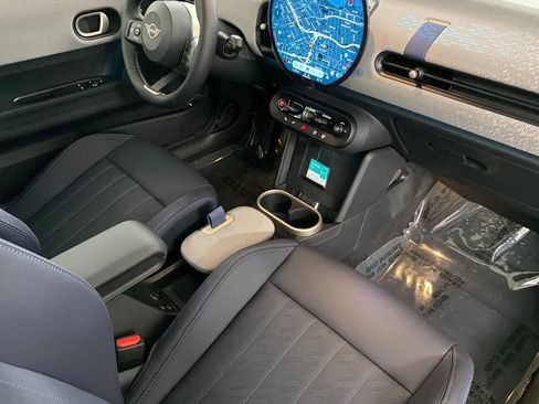New 2026 MINI Cooper 2-Door Hardtop FWD image 16