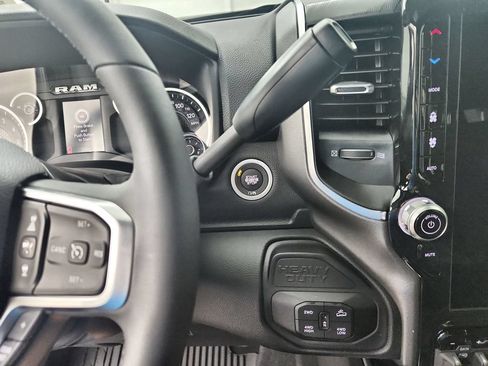 New 2027 RAM 2500 Big Horn AWD/4WD image 29