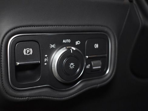 Certified 2026 Mercedes-Benz G 63 AMG 4MATIC image 19