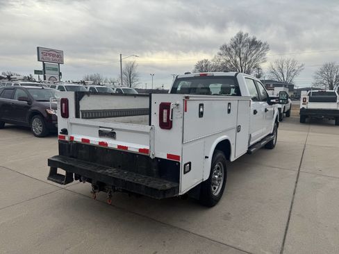 Used 2020 Ford F350 XL w/ Power Equipment Group image 7