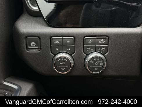 New 2026 GMC Sierra 1500 Elevation w/ Elevation Premium Package AWD/4WD image 18