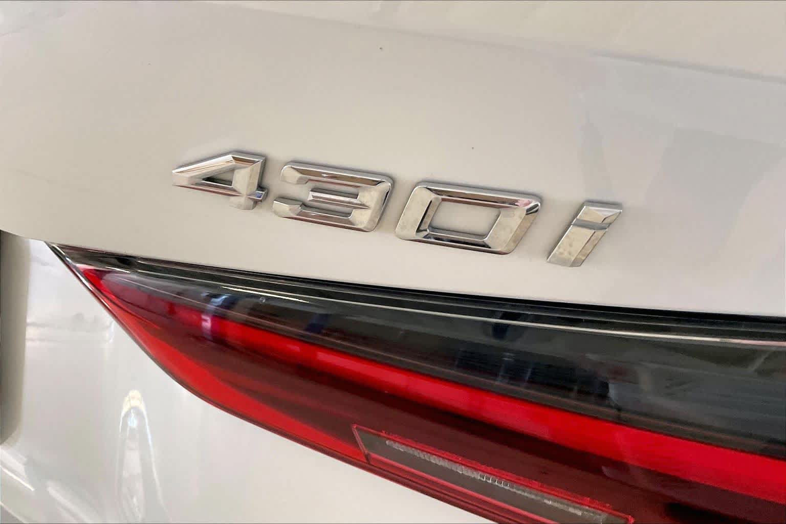 Used 2024 BMW 430i Convertible RWD image 9