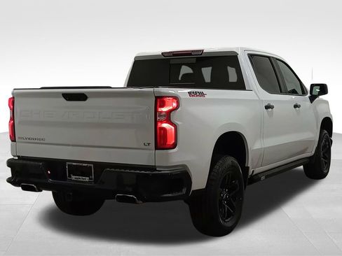 Used 2020 Chevrolet Silverado 1500 LT Trail Boss AWD/4WD image 3
