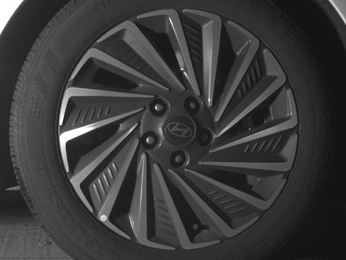 Used 2025 Hyundai Sonata SEL FWD image 15