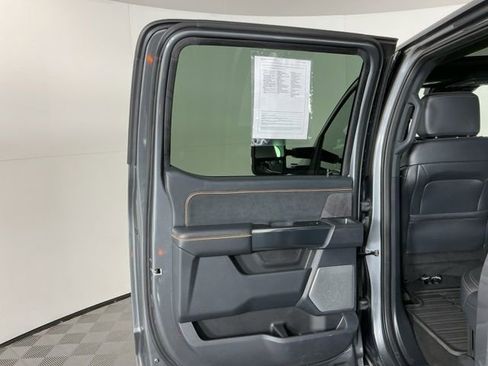 Used 2024 Ford F450 Platinum w/ FX4 Off-Road Package image 32