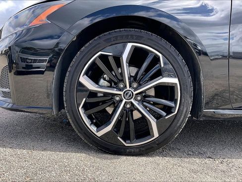 Used 2024 Nissan Altima 2.5 SR image 35