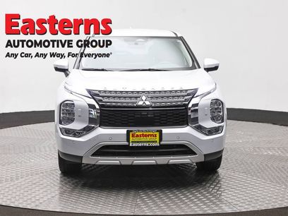 Used 2024 Mitsubishi Outlander SE