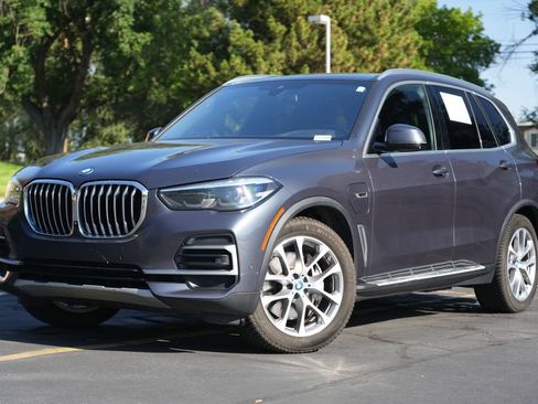 Used 2022 BMW X5 xDrive45e AWD/4WD image 1
