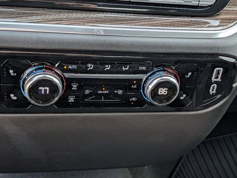 New 2026 GMC Sierra 1500 Elevation image 14