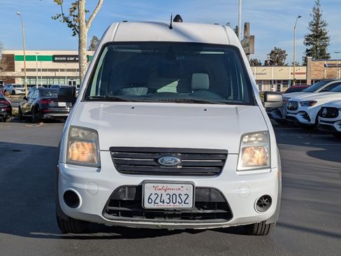 Used 2013 Ford Transit Connect XLT image 2