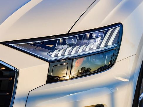 Used 2023 Audi Q8 Prestige w/ Prestige Package image 5