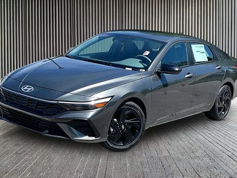 New 2026 Hyundai Elantra Sport FWD image 2