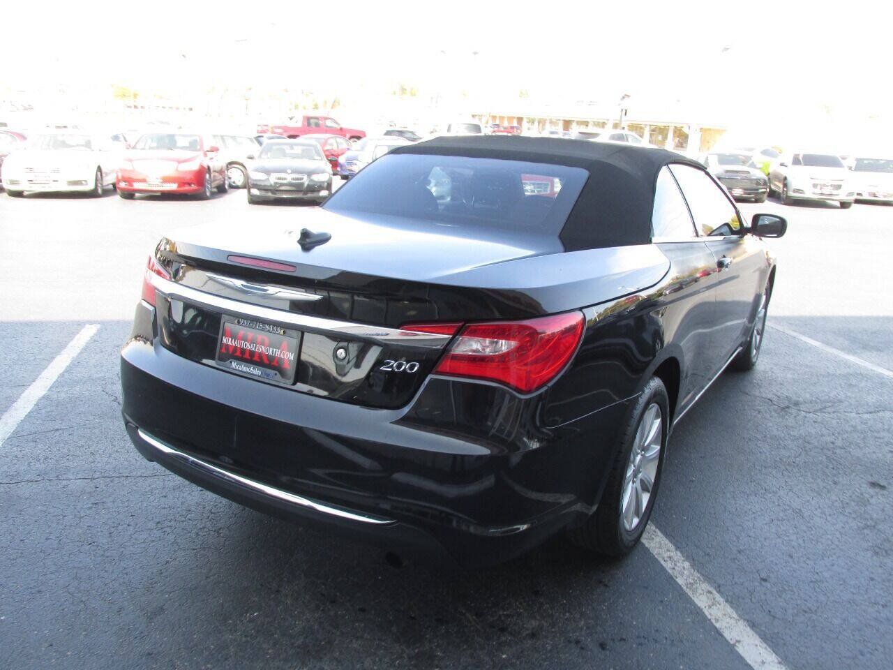 Used 2013 Chrysler 200 Touring FWD image 36