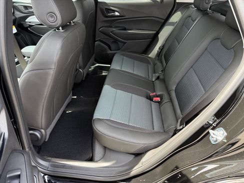 New 2026 Chevrolet Trax LT image 6