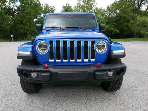 Used 2020 Jeep Gladiator Overland AWD/4WD image 3