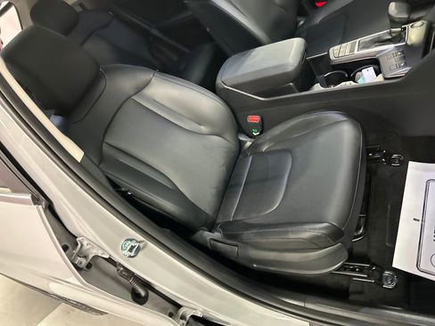 Used 2026 Kia Sportage EX w/ EX Panorama Roof Package image 24