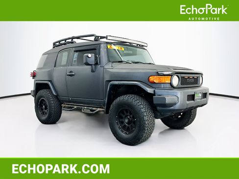 Used 2008 Toyota FJ Cruiser 4WD image 1