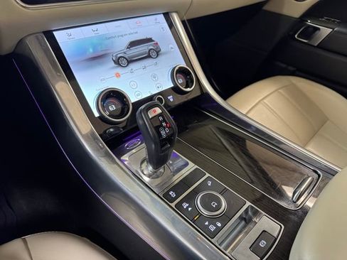 Used 2020 Land Rover Range Rover Sport HSE image 20
