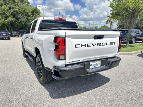 Used 2025 Chevrolet Colorado W/T w/ WT Custom Package RWD image 3