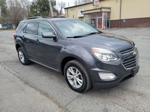 Used 2017 Chevrolet Equinox LT w/ Convenience Package AWD/4WD image 3