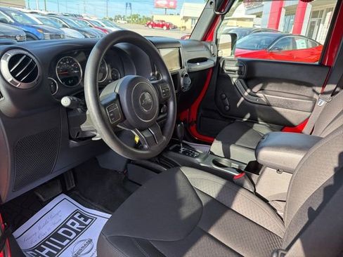 Used 2017 Jeep Wrangler Unlimited Sport image 10