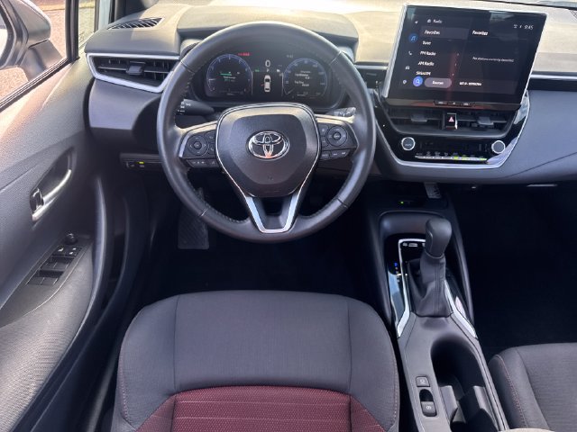 Used 2026 Toyota Corolla SE w/ SE Package FWD image 14