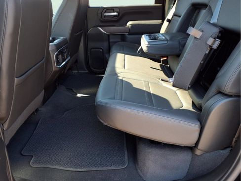 Used 2021 GMC Sierra 2500 Denali w/ Denali Ultimate Package image 23