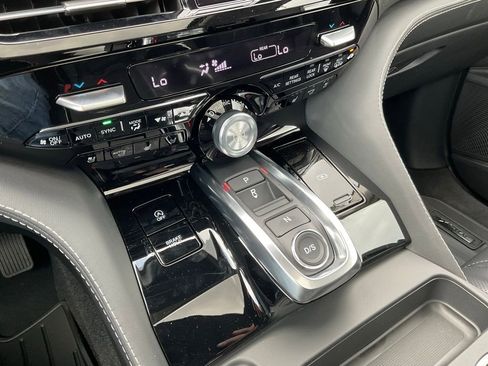 New 2026 Acura MDX w/ Advance Package AWD/4WD image 15