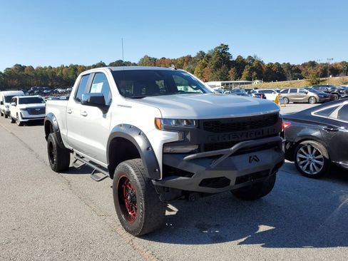 Used 2020 Chevrolet Silverado 1500 LT image 4