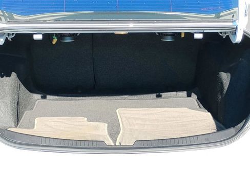 Used 2018 Chevrolet Malibu Premier w/ Premier Sun and Wheel Package image 15