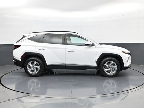 Certified 2024 Hyundai Tucson SEL AWD/4WD image 4