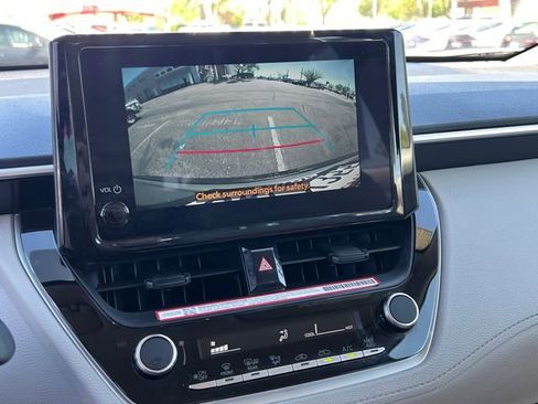 Certified 2024 Toyota Corolla Cross L image 21