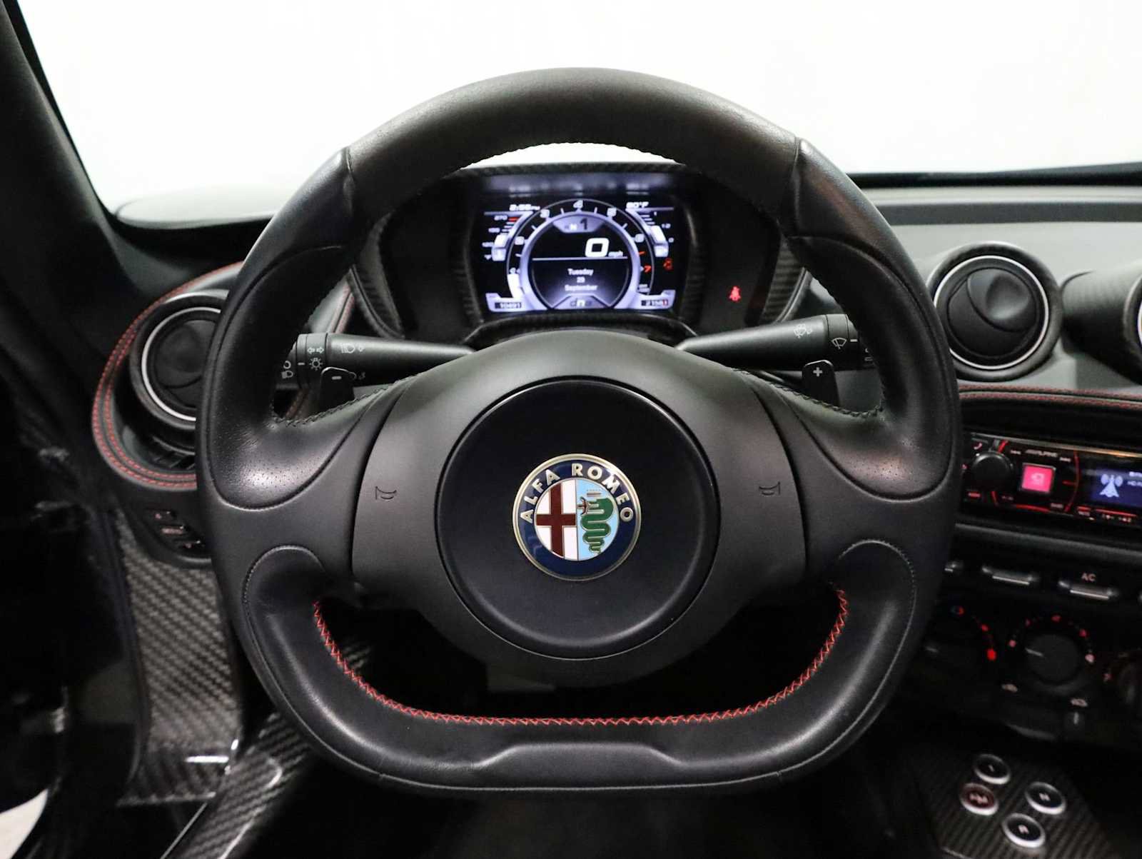 Used 2016 Alfa Romeo 4C Spider RWD image 22