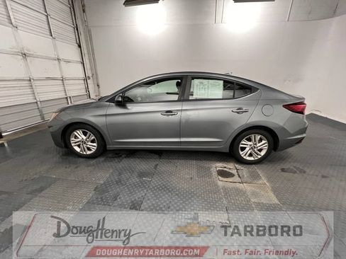 Used 2019 Hyundai Elantra SEL w/ Cargo Package FWD image 4